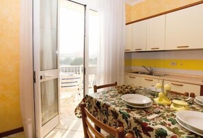 Køleskab, kogeplade