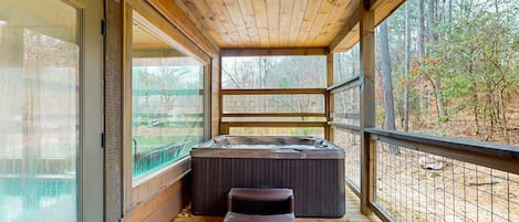 室外 SPA 浴池