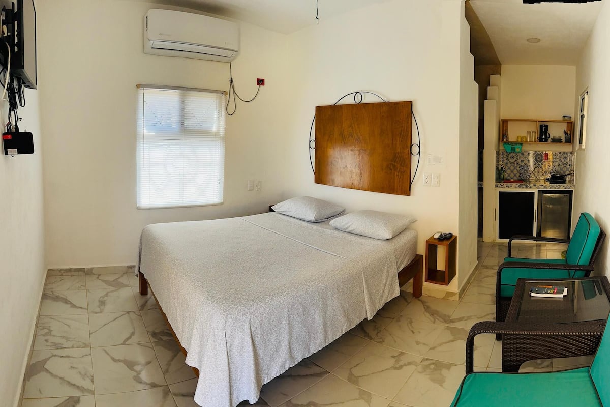 1 habitación, ropa de cama de alta calidad, wifi gratis y ropa de cama