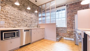 Deluxe Apartment | Private kitchen