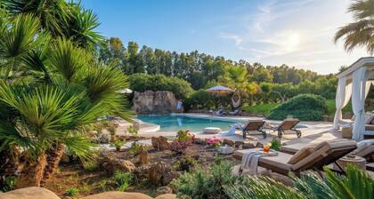 Click Sardegna 'La Maison du Bonheur' with beach-effect pool