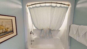 Apartamento, 5 habitaciones | Baño | Toallas