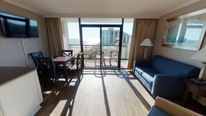 Condo, 1 Bedroom | Dining