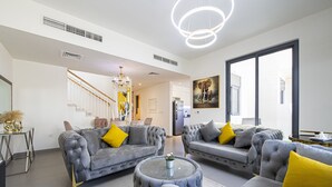 Unclassified image, 4 of 38, button - Dubai Hills Bespoke 4 Bedroom Villa (Dubai)