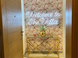 Luxury-Villa, mit Bad, Poolblick | Lobby
