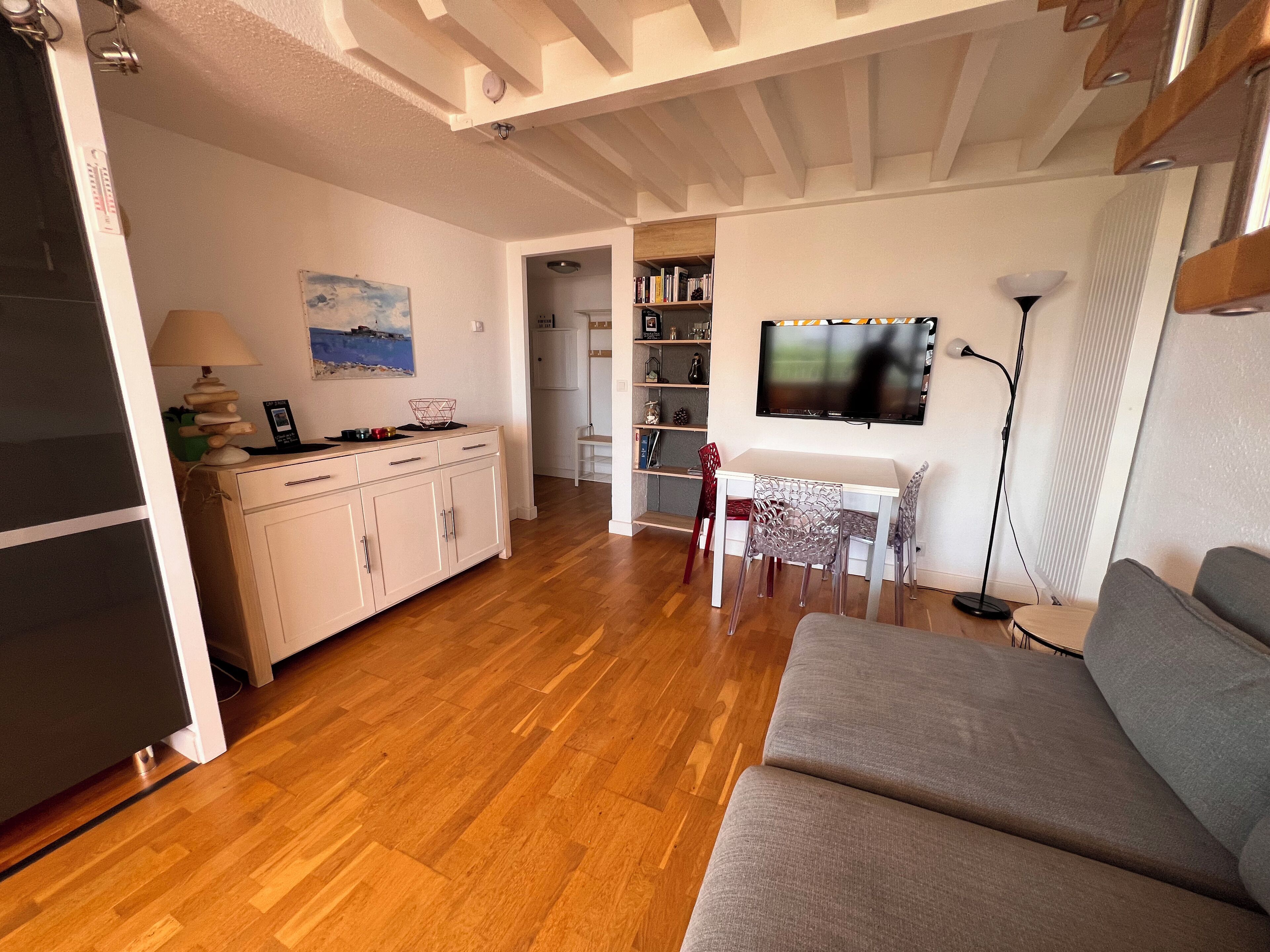 Apartment, Swimming Pool, Park, 2 Bedrooms And Sleeping Area, 6 Adults, Double Terrace - Hérault