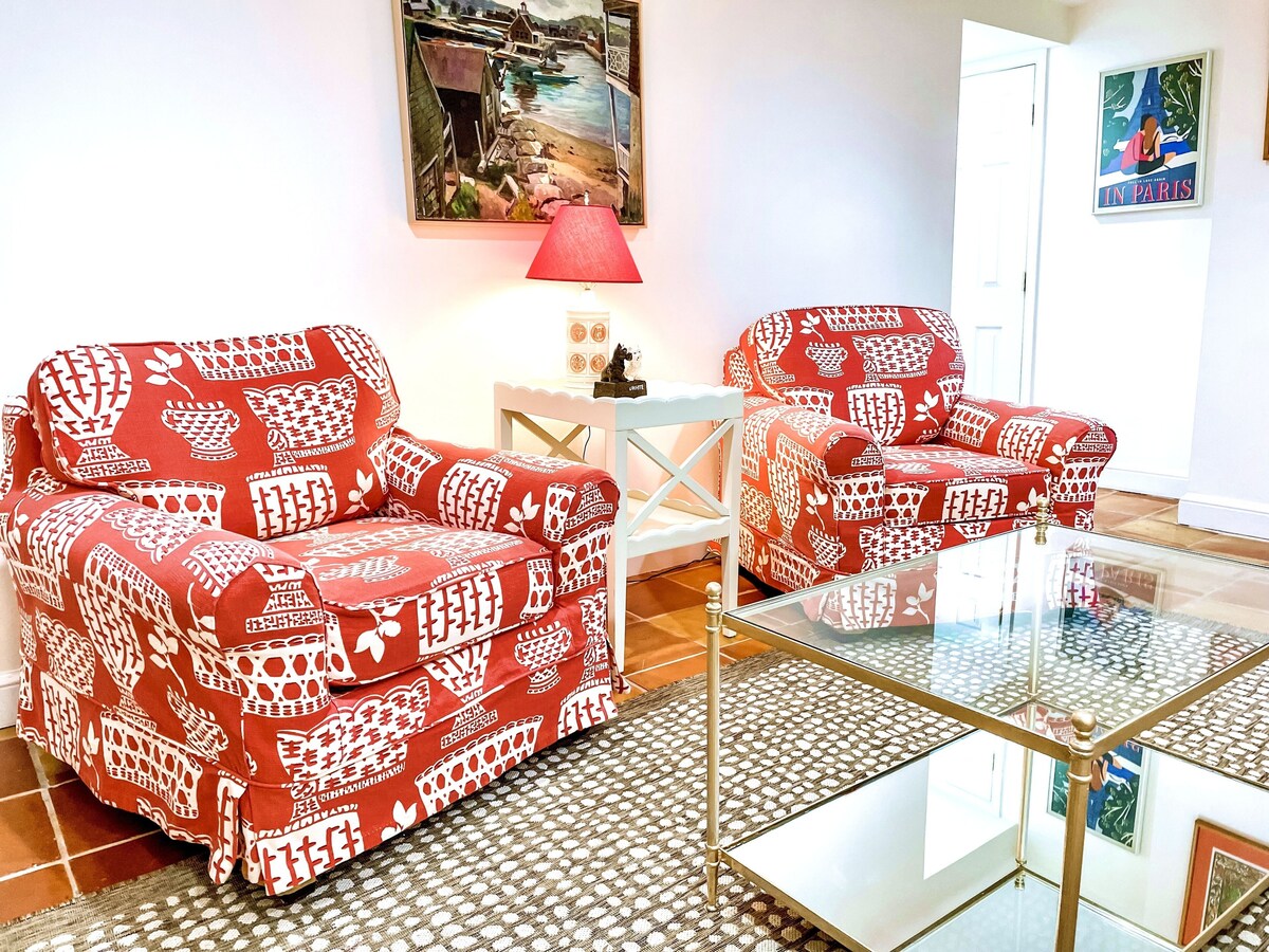 Best Apt in Chevy Chase DC Big Sleeps 4-5, 4 blks to Metro