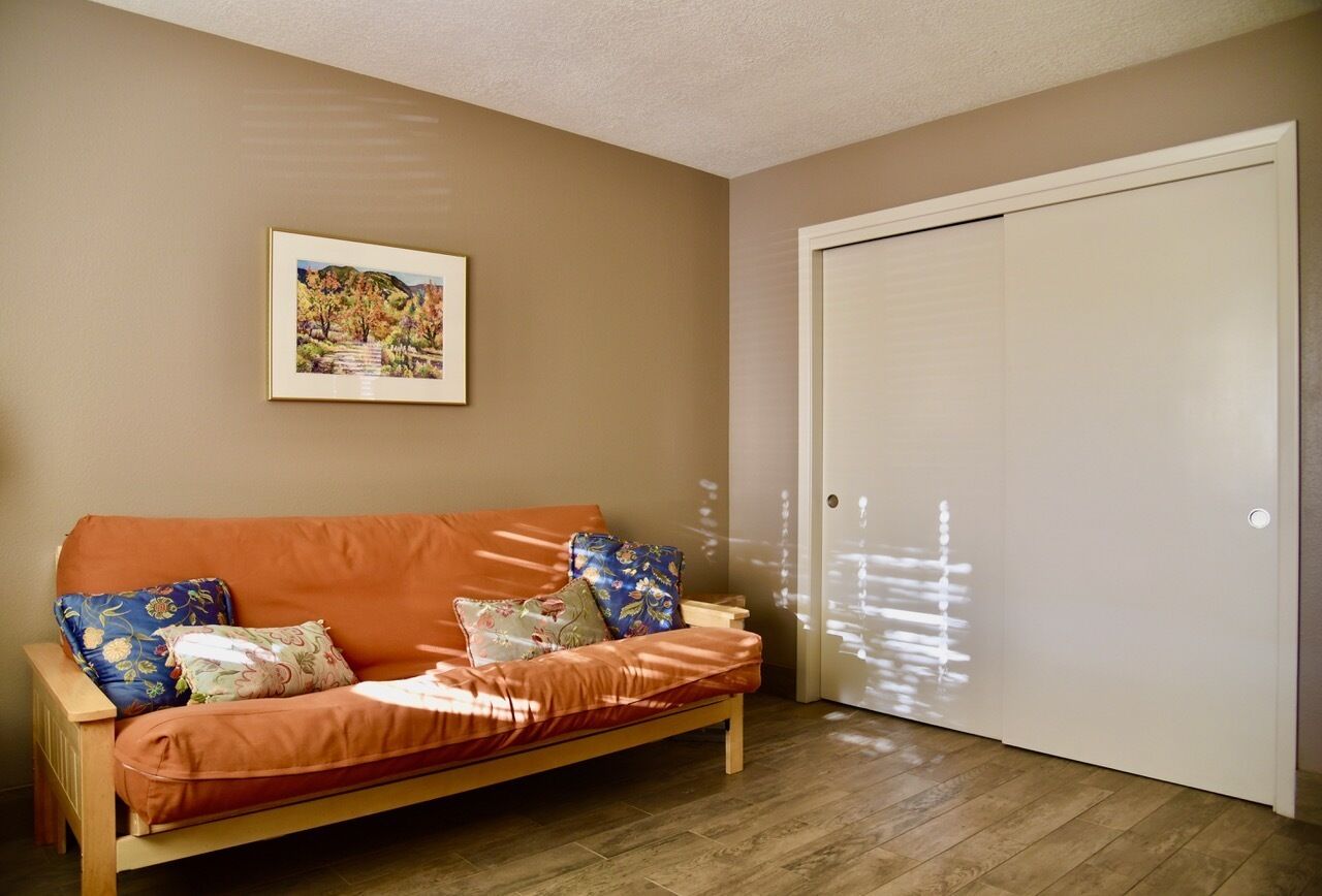 Delightful Retreat, Sandia Heights Home