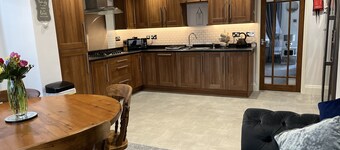 Modern 3 Bedroom Property in Quiet Location