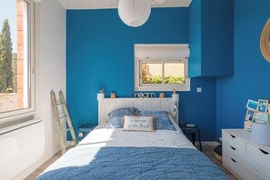 3 chambres, fer et planche à repasser, draps fournis