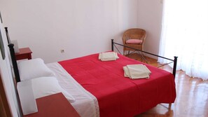 1 bedroom, free WiFi, bed sheets