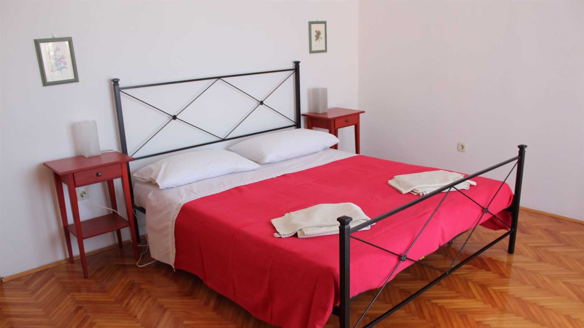 1 chambre, Wi-Fi gratuit, draps fournis