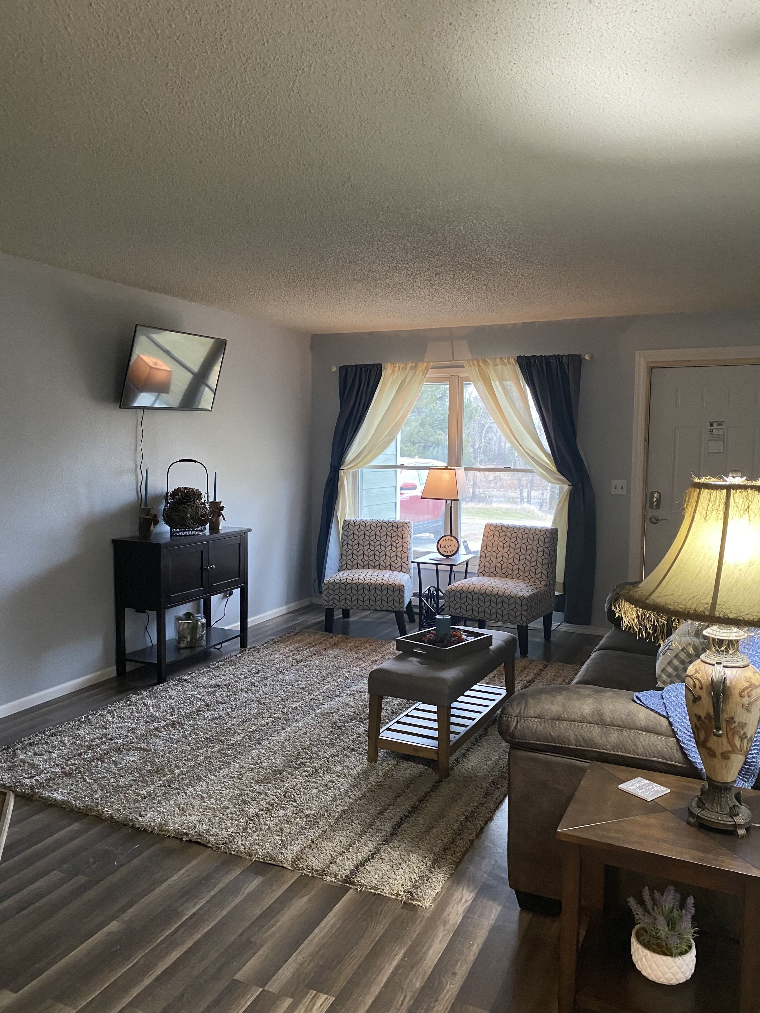 Gem House on Riverfront: