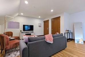 Fernseher, Kamin