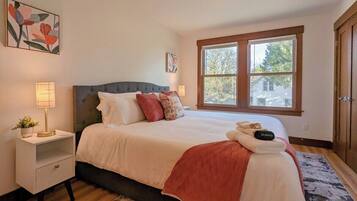 1 habitación, escritorio, tabla de planchar con plancha y wifi gratis