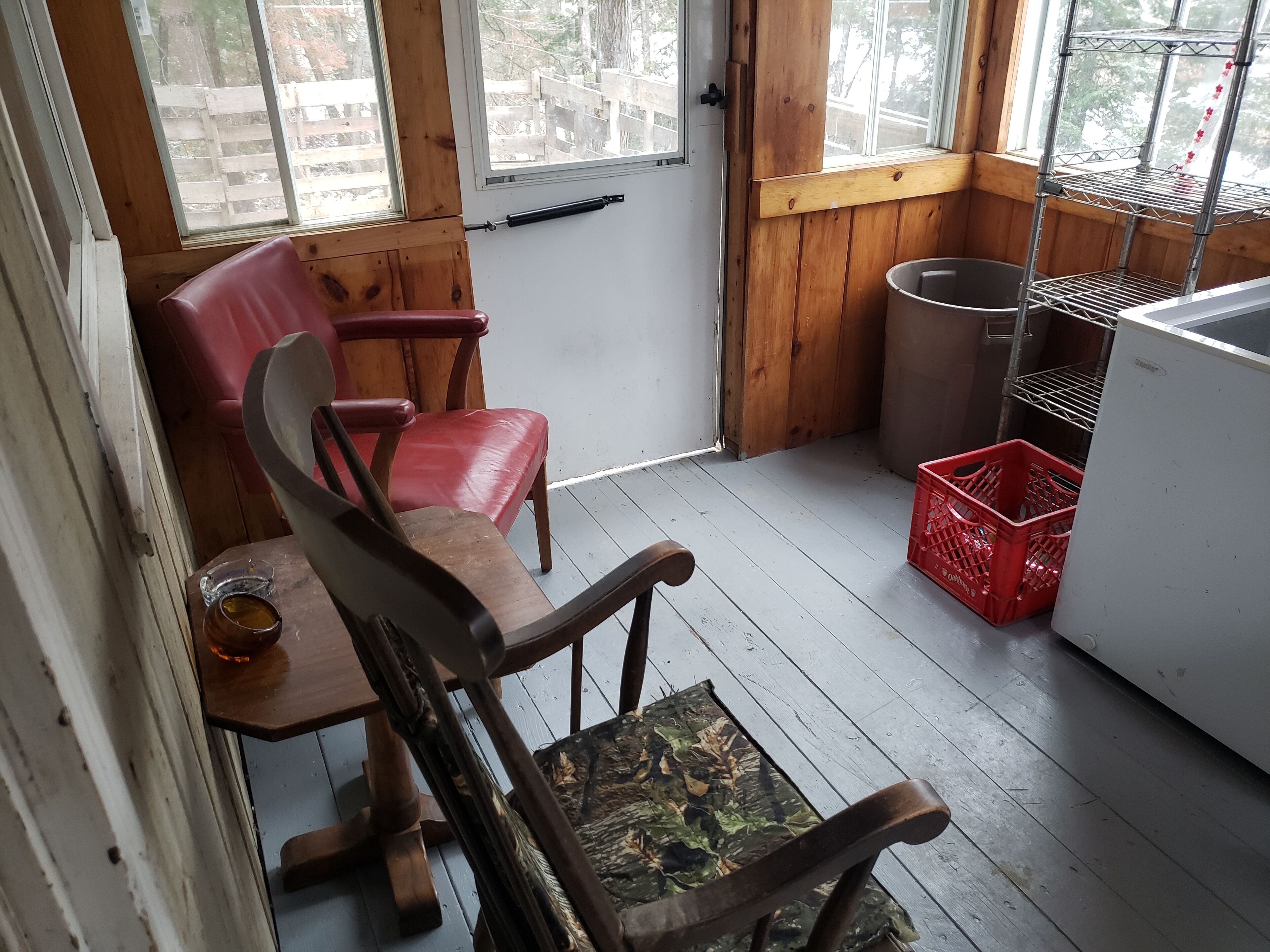 2 bedroom private custom built home with loft.