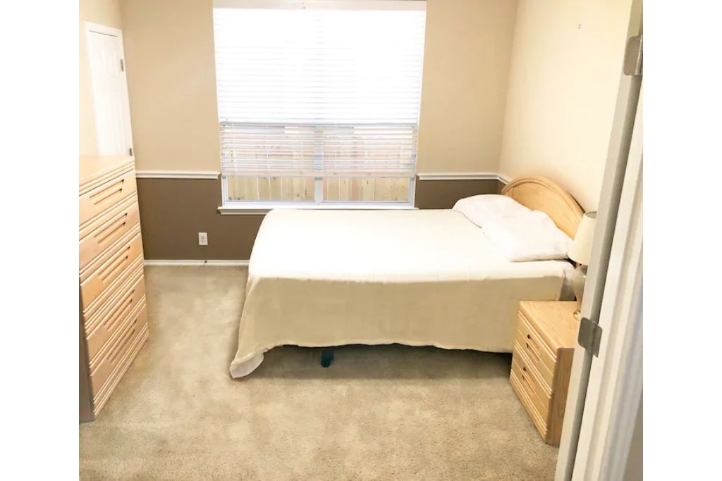 Covid-Safe Gated Home Perfect for School & Work