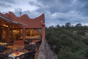 Living area - Hotel Mirador Essential by Balderrama Hotel Collection  (Urique)