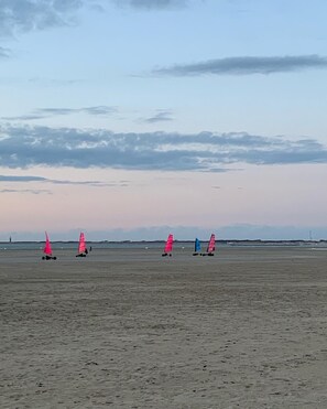 In Strandnähe, Liegestühle
