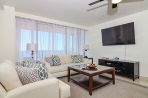 Smart TV, table tennis - SunsetViews-CalafiaCondo-BeachAccess-Rosarito (Rosarito)