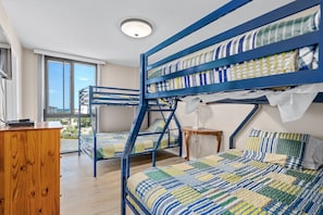 3 habitaciones, tabla de planchar con plancha y wifi gratis