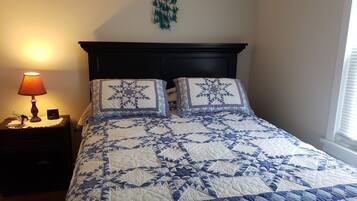 2 quartos, ferros/tábuas de passar roupa, Wi-Fi, roupa de cama