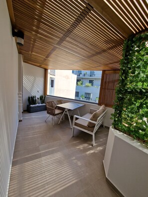 Terrace/patio - Paleo Suites (Athens)