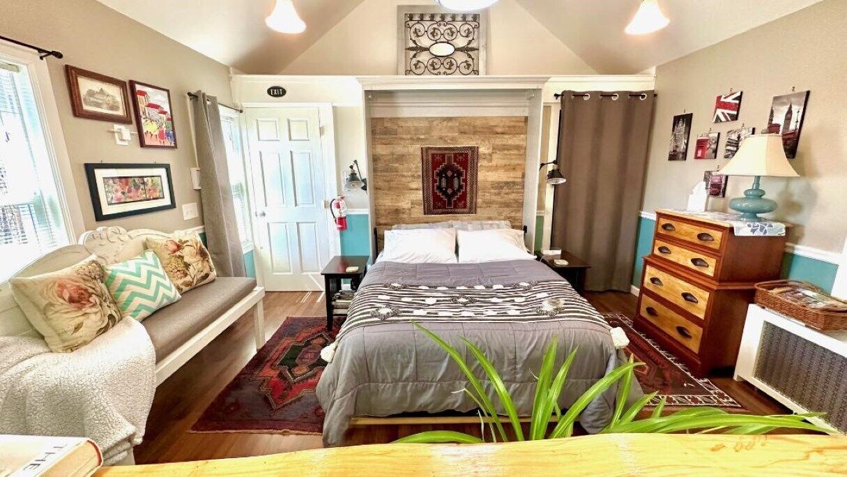 Uniquely Styled Private Studio with Coded Locks