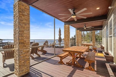 Spacious Lakefront Home w/ Pool, Game Room & Patio
