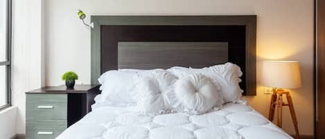 2 bedrooms, iron/ironing board, Internet, bed sheets