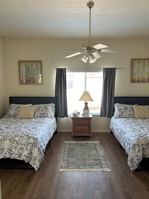 1 bedroom, iron/ironing board, free WiFi, bed sheets - Green Valley Get Away (Green Valley)