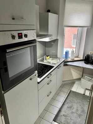 Kühlschrank, Herdplatte