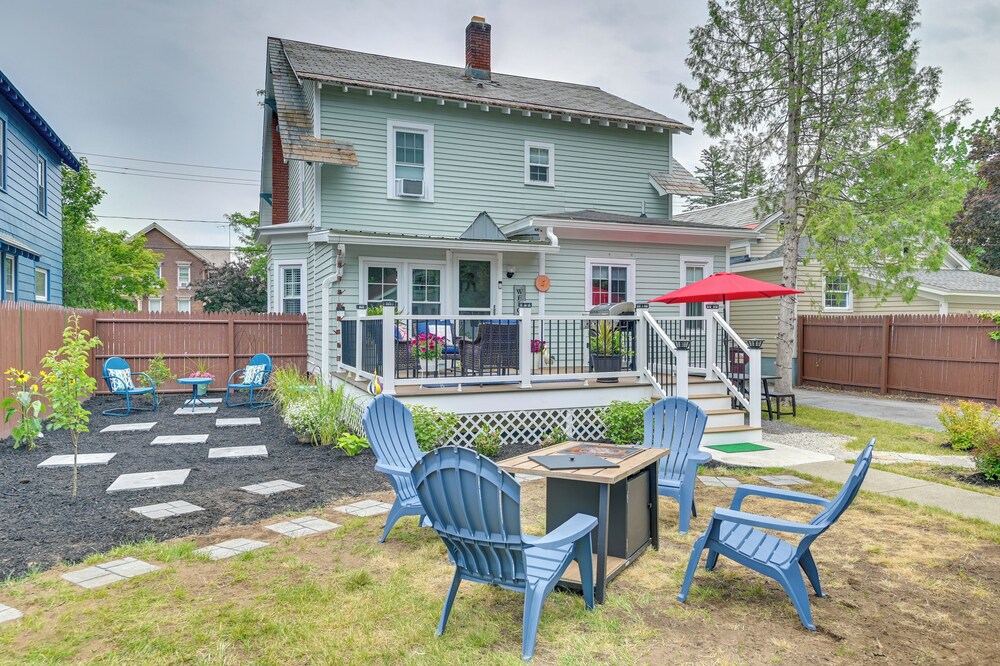 Family-Friendly Glens Falls Home w/ Sun Porch