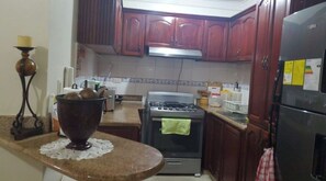 Mikrowelle, Kochgeschirr/Geschirr/Besteck