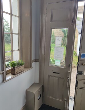 Exterior - Sussex Lodge Hotel (Slough)