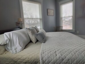 6 bedrooms, iron/ironing board, travel cot, free WiFi