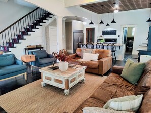 Smart TV, lettore DVD, videoteca