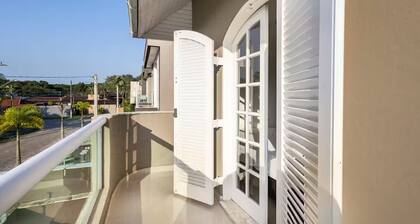 High Standard House with Heated Pool and Sauna