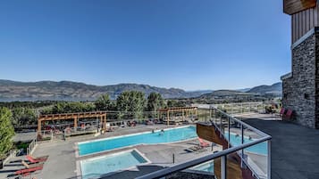 Piscine extérieure, piscine chauffée