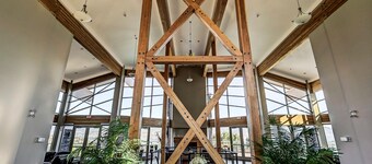 ONE BEDROOM CONDO WITH GORGEOUS LAKE VIEWS AND WORLD CLASS AMENITIES