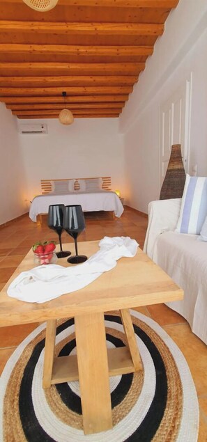 6 bedrooms, in-room safe, iron/ironing board, WiFi - WhiteStone Villa Mykonos with private pool (mykonos)