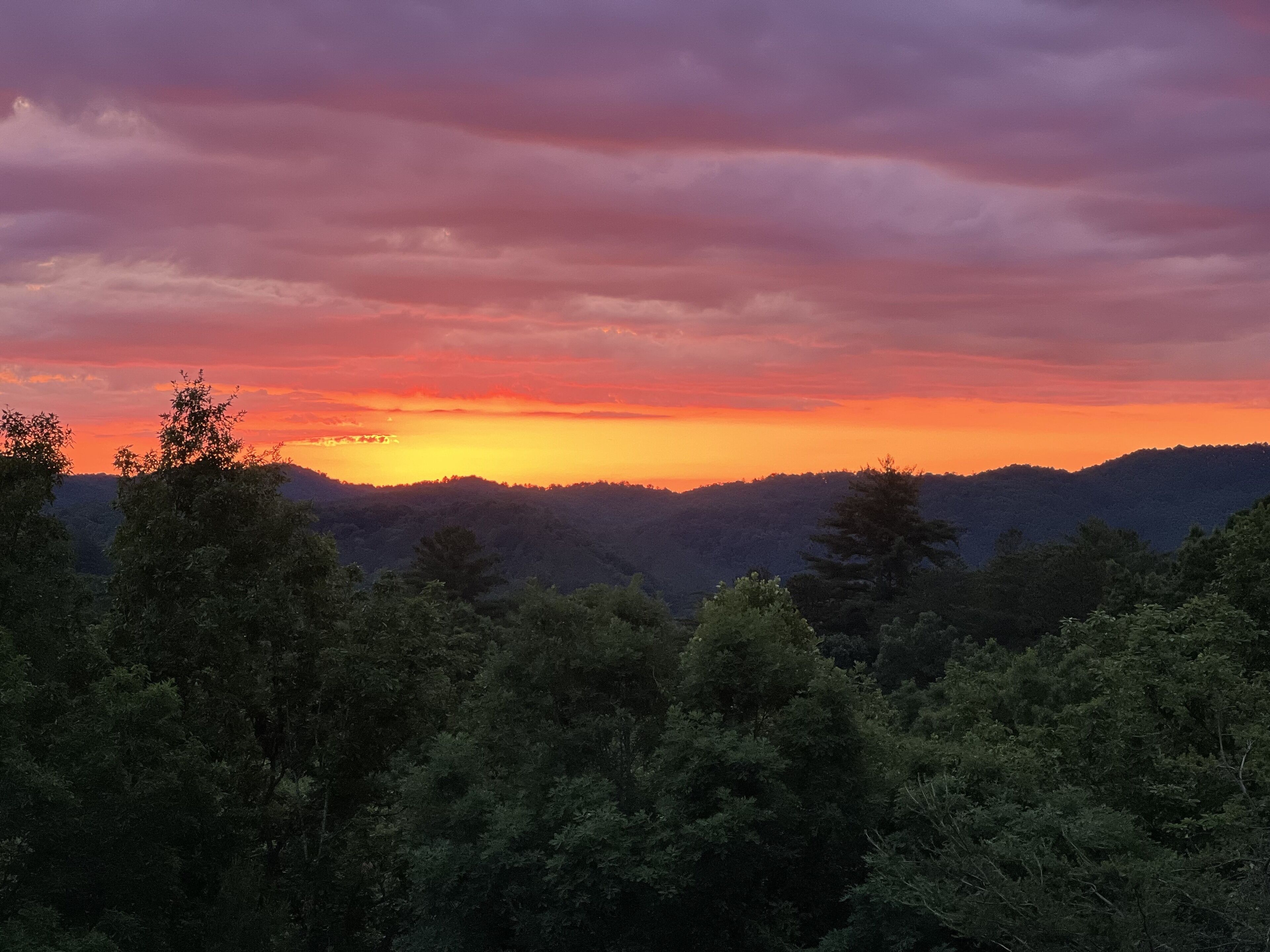 Murphy Sunset View--Perfect Getaway Location!!