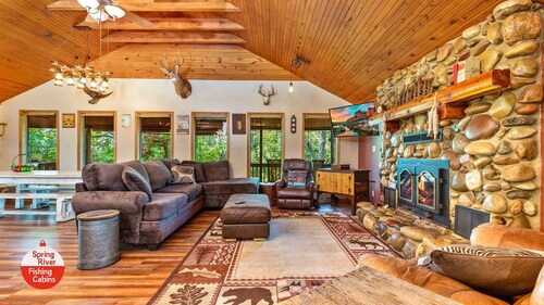 Spring River Fishing Cabins - Great Cedar Lodge