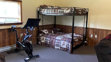 1 Schlafzimmer, Bügeleisen/Bügelbrett, kostenloses WLAN, Bettwäsche