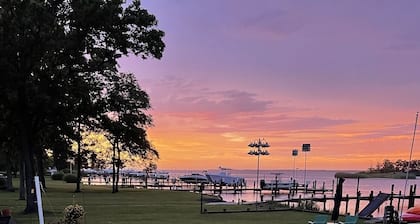 Waterfront 4 BR home with private pier and boat dock