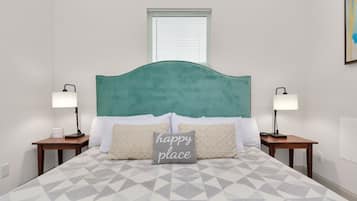 2 slaapkamers, een strijkplank/strijkijzer, gratis wifi, beddengoed