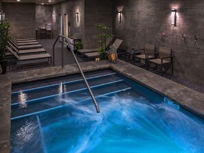 Indoor pool, outdoor pool - Grand Colorado on Peak 8  - Luxury 1 Bedroom Condo (Breckenridge)