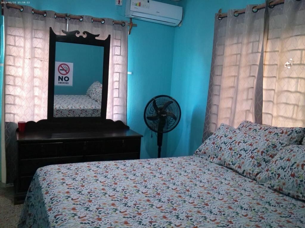 4 bedrooms, iron/ironing board, free WiFi, bed sheets