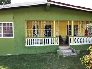 Exterior - Hope Bay-Peaceful getaway w/ pool and steps to natural beach (Hope Bay)