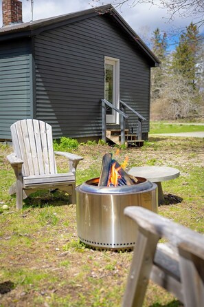 Property grounds - Romantic Forest Cabin - private, near everything (Bar Harbor)